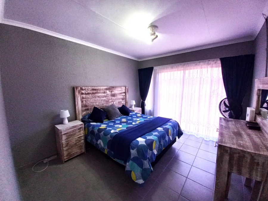 3 Bedroom Property for Sale in Safari Gardens North West